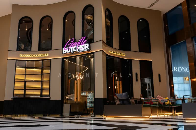 Retail Space for Rent, including a mezzanine and seating area. Semi-Outdoor Space, Kronos Building (, Bangkok, Silom, Bang Rak, Bangkok, , 112 sqm, Office Space For Rent, by Agent Pla, 500432719 - DDproperty.com