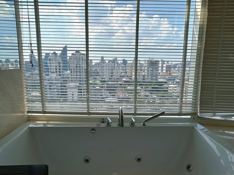 Eight Thonglor Residence : เอท ทองหล่อ เรสซิเดนซ์, กรุงเทพ, อาคาร เอททองหล่อ 88/36, คลองตันเหนือ, วัฒนา, กรุงเทพ, 140 ตร.ม., คอนโด ให้เช่า, โดย Chotika Rakrungrueang, 500432730 - DDproperty.com