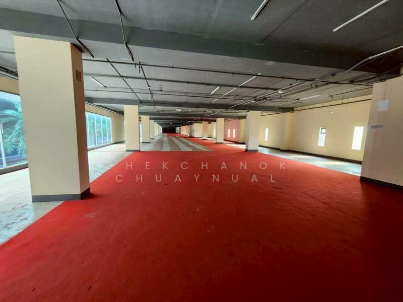 ให้เช่าอาคารสำนักงาน รัชดาลาดพร้าวพื้นที่ใช้สอย 2,000 ตารางเมตรที่จอดรถกว่า 400 คัน ค่าเช่า 800,000, Bangkok, Chatuchak, Chatuchak, Bangkok, , 2,000 sqm, Office Space For Rent, by Chekchanok Chuaynual, 500432741 - DDproperty.com