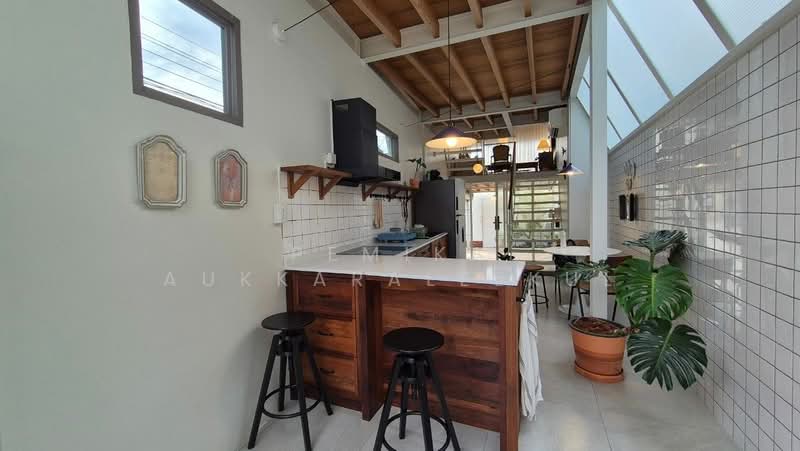 1-BR House, Bangkok, Samsen Nai, Phaya Thai, Bangkok, 1 Bedroom, 83 sqm, Single Detached House For Sale, by Pemika Aukkaraleekul, 500432799 - DDproperty.com