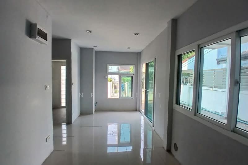 Sirin House Rattanathibet, Nonthaburi, Soi Moo Ban Sirin House, Sai Ma, Muang Nonthaburi, Nonthaburi, 3 Bedrooms, 137 sqm, Semi-Detached House (Twin House) For Sale, by NR AGENT, 500432829 - DDproperty.com