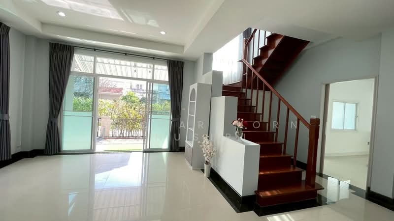 undefined, Bangkok, Chorake Bua, Lat Phrao, Bangkok, 4 Bedrooms, 160 sqm, Single Detached House For Sale, by Phacharakorn Anusiri, 500432876 - DDproperty.com