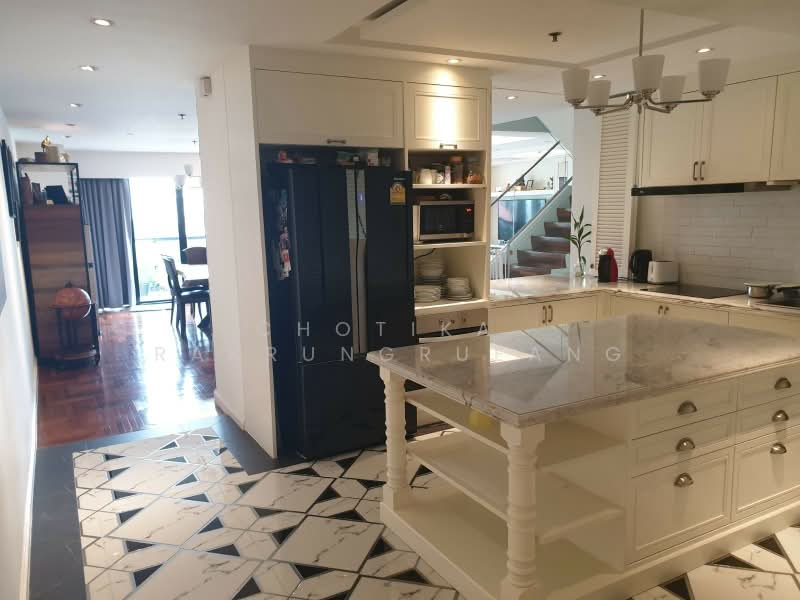 Kiarti Thanee City Mansion, Bangkok, Soi Sukhumvit 31, Khlongtoei Nua, Watthana, Bangkok, 3 Bedrooms, 189 sqm, Condo For Sale, by Chotika Rakrungrueang, 500432882 - DDproperty.com