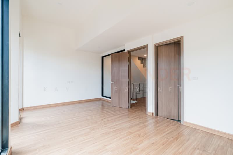 The Park Lane 15 Sukhumvit – Bareing, Samut Prakan, Samrong Nua, Muang Samut Prakarn, Samut Prakan, 3 Bedrooms, 302 sqm, Townhouse For Sale, by Kay Tippayanet, 500432887 - DDproperty.com
