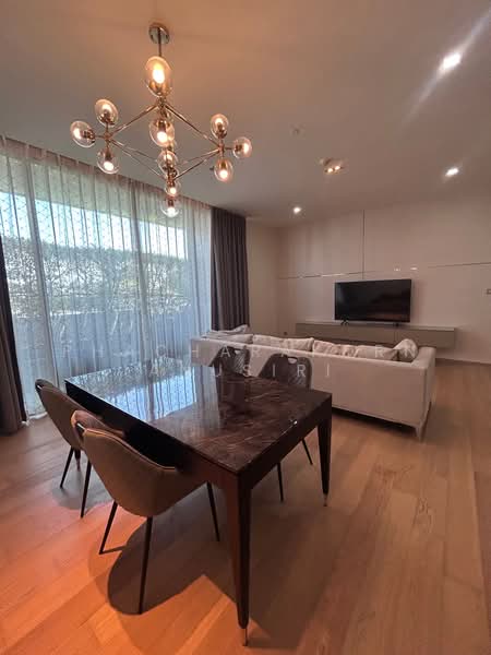 Saladaeng One, Bangkok, Sala Daeng 1 Alley, Silom, Bang Rak, Bangkok, 2 Bedrooms, 140 sqm, Condo For Rent, by Phacharakorn Anusiri, 500432933 - DDproperty.com