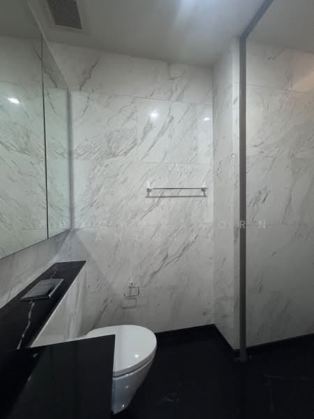 Saladaeng One, Bangkok, Sala Daeng 1 Alley, Silom, Bang Rak, Bangkok, 2 Bedrooms, 140 sqm, Condo For Rent, by Phacharakorn Anusiri, 500432933 - DDproperty.com