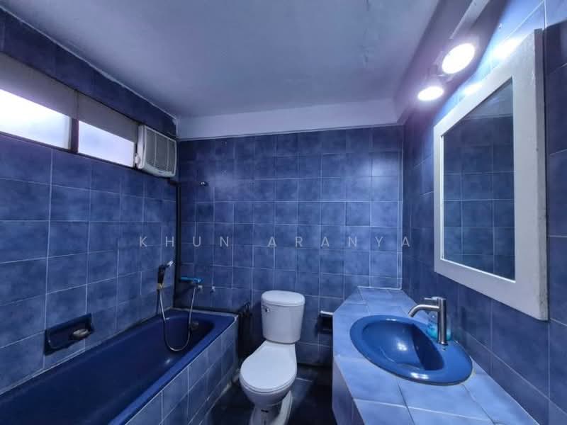 Sriwara Town in Town, Bangkok, Sriwara Road, Phlapphla, Wang Thonglang, Bangkok, 3 Bedrooms, 180 sqm, Townhouse For Rent, by Khun Aranya, 500432944 - DDproperty.com