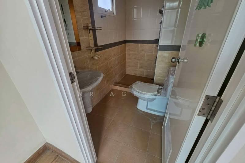 Golden Town Ramintra – Khubon, Bangkok, Soi Khubon 27, Tha Rang, Bang Khen, Bangkok, 3 Bedrooms, 114 sqm, Townhouse For Sale, by NR AGENT, 500432969 - DDproperty.com