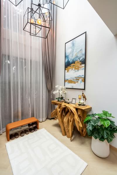 Pattanaves 1, Bangkok, Khlong Tan Nua, Watthana, Bangkok, 4 Bedrooms, 736 sqm, Single Detached House For Sale, by Vertex Luxe Estate Co.,LTD, 500432990 - DDproperty.com