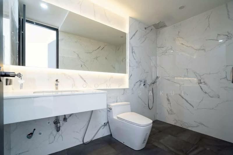 4-BR Townhouse, Bangkok, Khlongtoei Nua, Watthana, Bangkok, 4 Bedrooms, 250 sqm, Townhouse For Sale, by Poomphat Tienthongsakul, 500432995 - DDproperty.com