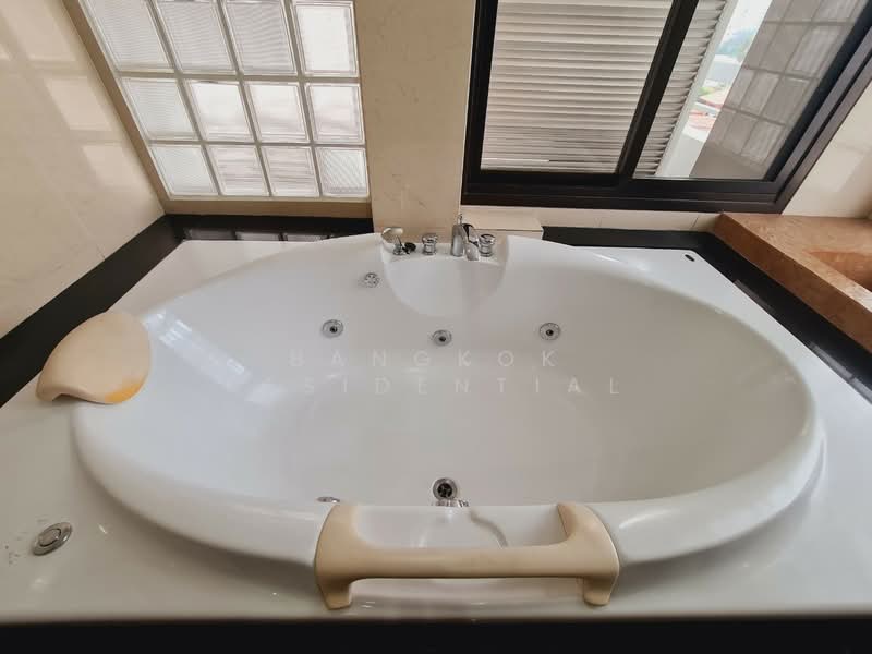 Neo Aree, Bangkok, 59 Soi Sukhumvit 26, Khong Tan, Khlong Toei, Bangkok, 5 Bedrooms, 500 sqm, Apartment For Rent, by Bangkok Residential, 500433070 - DDproperty.com