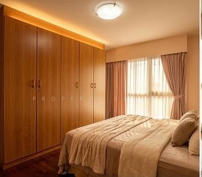 Navin Court, Bangkok, 63 Soi Ruamrudee 3, Lumphini, Pathum Wan, Bangkok, 2 Bedrooms, 69 sqm, Condo For Sale, by Property Expert, 500433072 - DDproperty.com