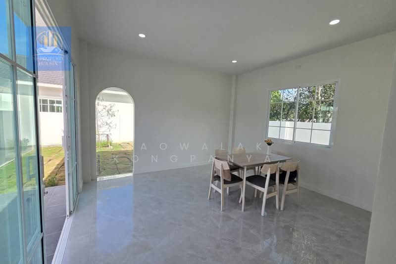 Hua Hin Nong Khon, Prachuap Khiri Khan, Hua Hin, Prachuap Khiri Khan, 3 Bedrooms, 180 sqm, Single Detached House For Sale, by Saowalak Kongpanya, 500433090 - DDproperty.com