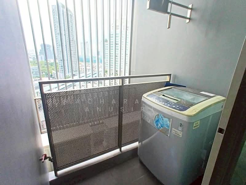 The Room Sukhumvit 69, Bangkok, 1539 Sukhumvit Road, Phra Kanong Nua, Watthana, Bangkok, 1 Bedroom, 38 sqm, Condo For Rent, by Phacharakorn Anusiri, 500433130 - DDproperty.com
