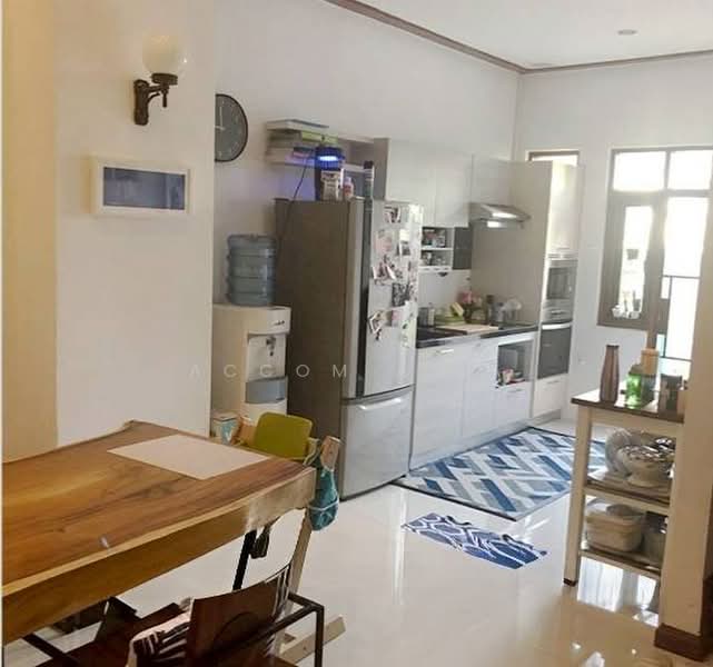 Modern Family Home with a Peaceful Garden in Sukhumvit (AA24205), Bangkok, Khlong Tan Nua, Watthana, Bangkok, 3 Bedrooms, 320 sqm, Single Detached House For Sale, by Accom Asia, 500433137 - DDproperty.com