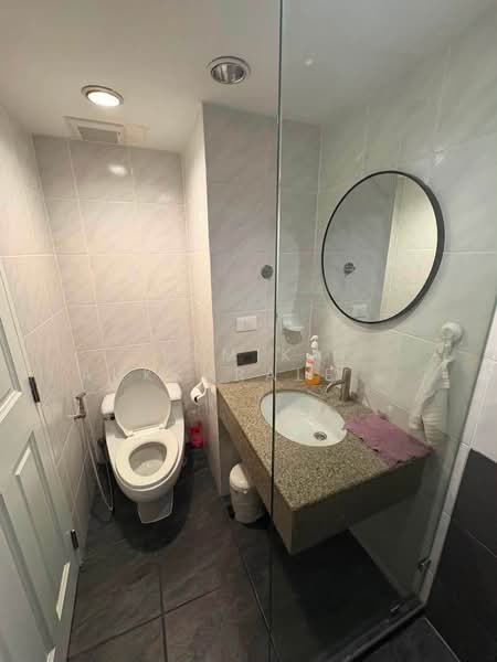 Omni Tower Sukhumvit Nana, Bangkok, 69 Sukhumvit 4 Alley, Khlong Toei, Bangkok, 2 Bedrooms, 77 sqm, Condo For Sale, by Pemika Aukkaraleekul, 500433148 - DDproperty.com