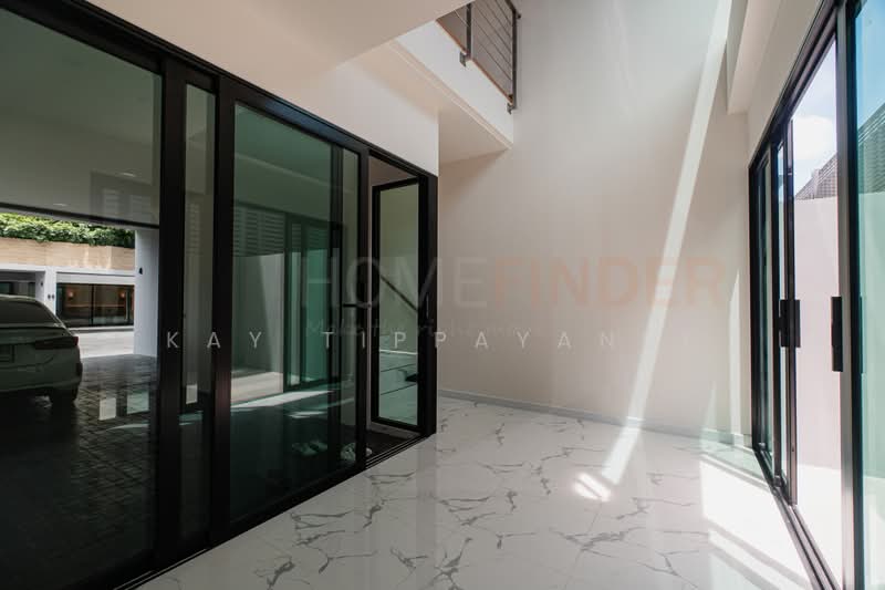 The Park Lane 15 Sukhumvit – Bareing, Samut Prakan, Samrong Nua, Muang Samut Prakarn, Samut Prakan, 3 Bedrooms, 275 sqm, Townhouse For Sale, by Kay Tippayanet, 500433150 - DDproperty.com