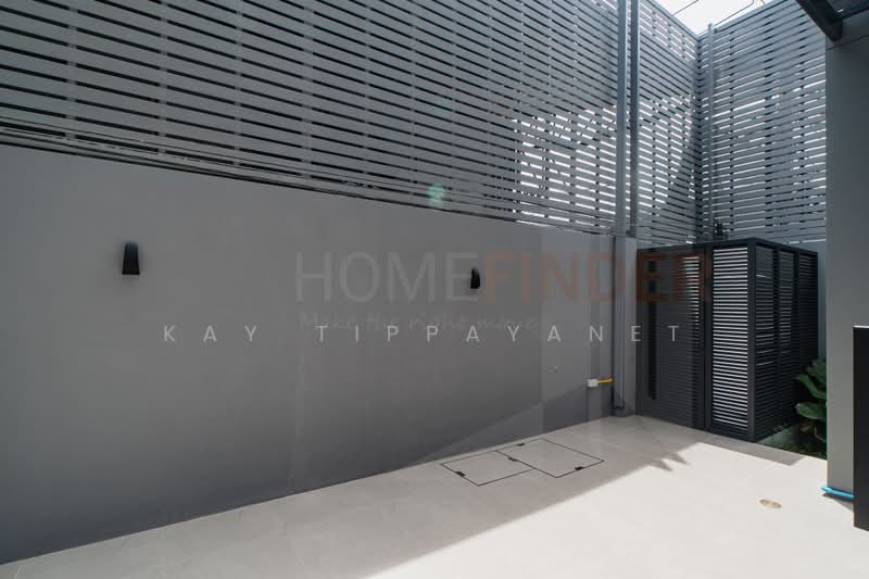The Park Lane 15 Sukhumvit – Bareing, Samut Prakan, Samrong Nua, Muang Samut Prakarn, Samut Prakan, 3 Bedrooms, 275 sqm, Townhouse For Sale, by Kay Tippayanet, 500433150 - DDproperty.com