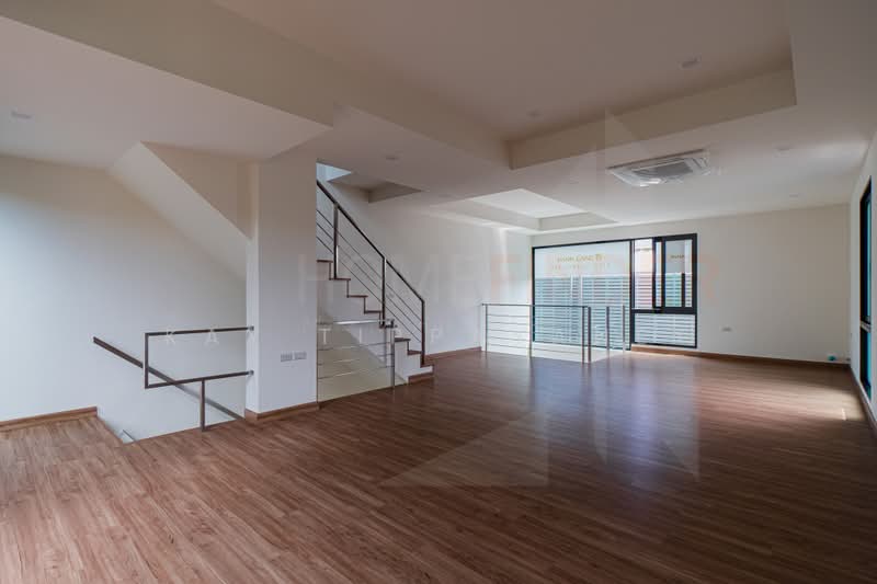 The Park Lane 15 Sukhumvit – Bareing, Samut Prakan, Samrong Nua, Muang Samut Prakarn, Samut Prakan, 3 Bedrooms, 275 sqm, Townhouse For Sale, by Kay Tippayanet, 500433150 - DDproperty.com