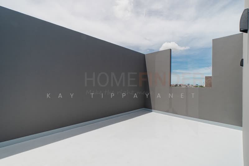 The Park Lane 15 Sukhumvit – Bareing, Samut Prakan, Samrong Nua, Muang Samut Prakarn, Samut Prakan, 3 Bedrooms, 275 sqm, Townhouse For Sale, by Kay Tippayanet, 500433150 - DDproperty.com