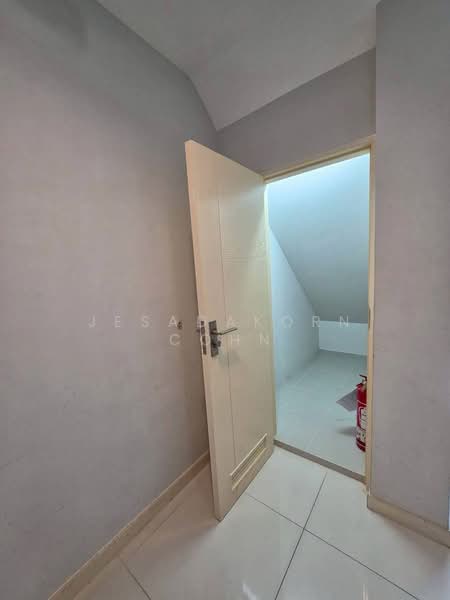 Indy Srinakarin-Romklao, Bangkok, 278 Romklao Road, Saen Sab, Min Buri, Bangkok, 2 Bedrooms, 90 sqm, Townhouse For Sale, by Jesadakorn Cohn, 500433182 - DDproperty.com