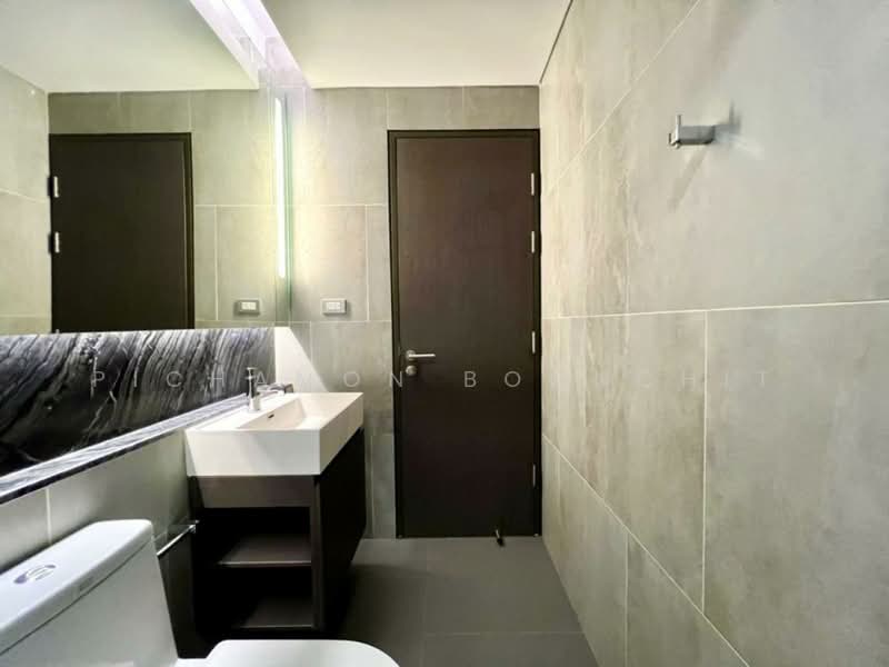 The Lumpini 24, Bangkok, Sukhumvit 24 Road, Khong Tan, Khlong Toei, Bangkok, 1 Bedroom, 32 sqm, Condo For Sale, by Pichamon Boonchit, 500433244 - DDproperty.com