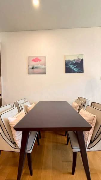 Siamese Exclusive Sukhumvit 31, Bangkok, 75 Soi Sukhumvit 31, Khlong Tan Nua, Watthana, Bangkok, 2 Bedrooms, 72 sqm, Condo For Rent, by Tarit Chinsomboon, 500433288 - DDproperty.com