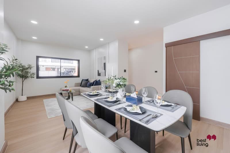 Rung Charoen Village, Bangkok, Saphan Song, Wang Thonglang, Bangkok, 3 Bedrooms, 200 sqm, Townhouse For Sale, by Admin, 500433295 - DDproperty.com