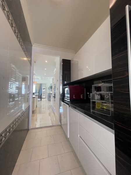 Royce Private Residences, Bangkok, 61 Soi Sukhumvit 31, Khlongtoei Nua, Watthana, Bangkok, 3 Bedrooms, 178 sqm, Condo For Rent, by Sophia Leung, 500433326 - DDproperty.com