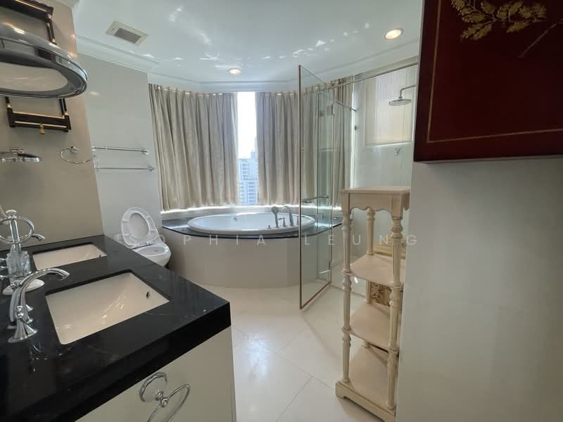 Royce Private Residences, Bangkok, 61 Soi Sukhumvit 31, Khlongtoei Nua, Watthana, Bangkok, 3 Bedrooms, 178 sqm, Condo For Rent, by Sophia Leung, 500433326 - DDproperty.com