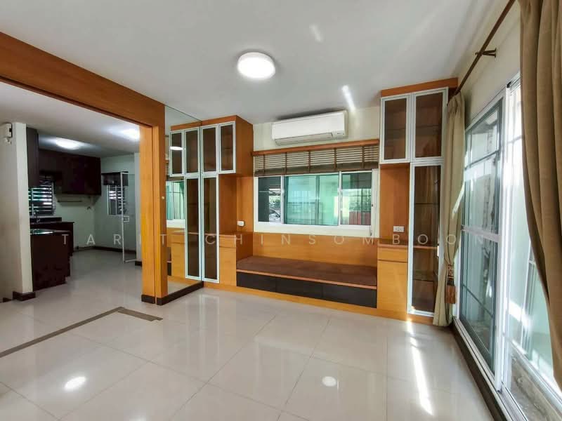 Passorn Prestige Onnut : ภัสสร เพรสทีจ อ่อนนุช, กรุงเทพ, ถนน เฉลิมพระเกียรติ ร. 9, ประเวศ, กรุงเทพ, 200 ตร.ม., บ้านเดี่ยว ขาย, โดย Tarit Chinsomboon, 500433329 - DDproperty.com