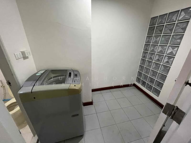 Richmond Palace, Bangkok, Soi Sukhumvit 43 Sukhumvit Road, Khlong Tan Nua, Watthana, Bangkok, 3 Bedrooms, 147 sqm, Condo For Rent, by Juthabhorn Uppachit (Amy), 500433358 - DDproperty.com