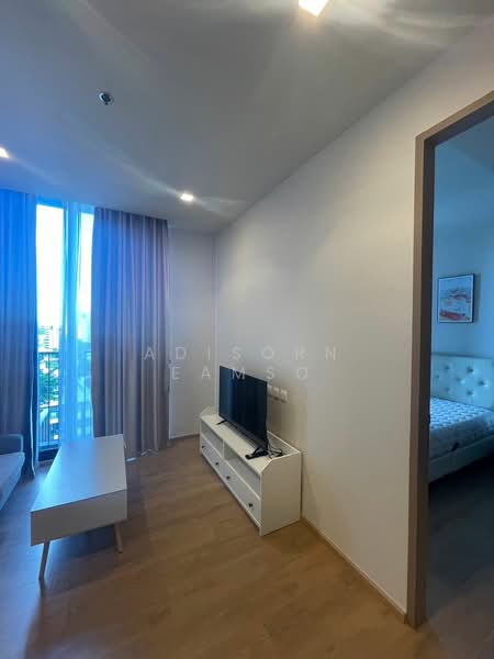 Noble Around Sukhumvit 33, Bangkok, 17 Soi Sukhumvit 33, Khlong Tan Nua, Watthana, Bangkok, 1 Bedroom, 35 sqm, Condo For Rent, by Adisorn Eamso, 500433362 - DDproperty.com