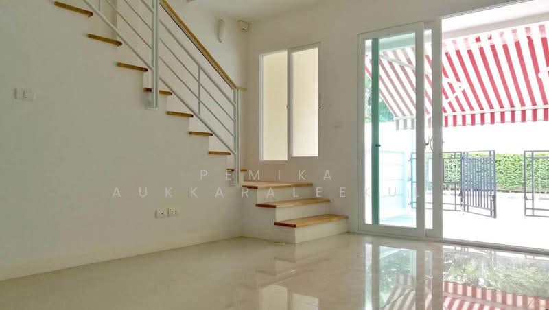 Baan Klang Muang S-Sense Rama 9-Ladprao, Bangkok, Soi Ladprao 84, Ladprao Road, Wang Thonglang, Bangkok, 3 Bedrooms, 180 sqm, Townhouse For Sale, by Pemika Aukkaraleekul, 500433398 - DDproperty.com