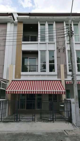 Baan Klang Muang S-Sense Rama 9-Ladprao, Bangkok, Soi Ladprao 84, Ladprao Road, Wang Thonglang, Bangkok, 3 Bedrooms, 180 sqm, Townhouse For Sale, by Pemika Aukkaraleekul, 500433398 - DDproperty.com