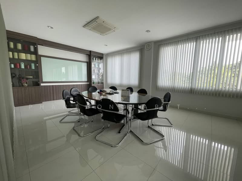ขาย โรงงาน บ่อเงิน (Money well) 6-2-73 ไร่ 2,280 ตร.ม, Pathum Thani, Bo Ngoen, Lat Lum Kaeo, Pathum Thani, , 2,280 sqm, Warehouse/Factory For Sale, by Tida phanthonglarptawee, 500433432 - DDproperty.com