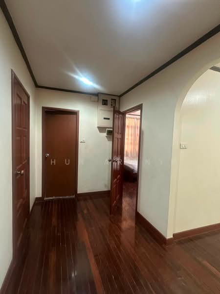 Single house for rent in Soi Sunchai, near RCA. 3 bedrooms, 3 bathrooms, air conditioning, fully fur, Bangkok, ซอยศูนย์วิจัย, Bang Kapi, Huai Khwang, Bangkok, 3 Bedrooms, 150 sqm, Single Detached House For Rent, by Khun Aranya, 500433468 - DDproperty.com