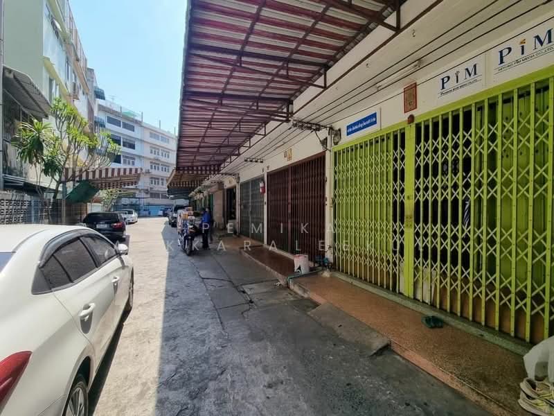 3-BR Townhouse, Bangkok, Somdet Chao Phraya, Khlong San, Bangkok, 3 Bedrooms, 236 sqm, Townhouse For Sale, by Pemika Aukkaraleekul, 500433474 - DDproperty.com
