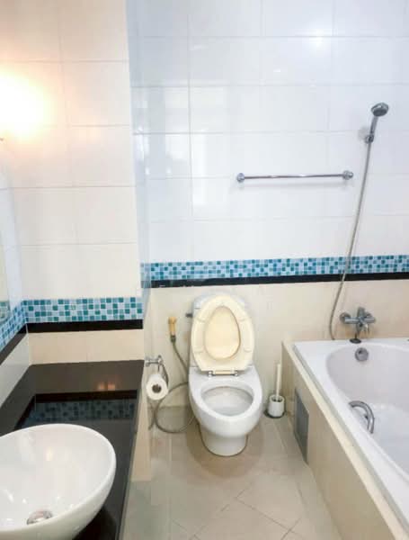 Citi Smart Sukhumvit 18, Bangkok, 366 Soi Sukhumvit 18, Sukhumvit Road, Khlong Toei, Bangkok, 2 Bedrooms, 87 sqm, Condo For Sale, by Pemika Aukkaraleekul, 500433520 - DDproperty.com