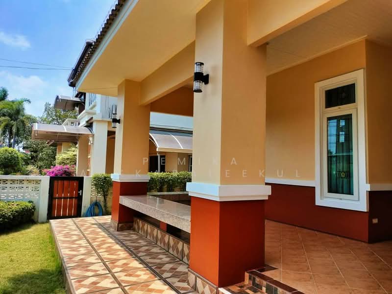 3-BR House, Bangkok, Khlong Khwang, Phasi Charoen, Bangkok, 3 Bedrooms, 150 sqm, Single Detached House For Sale, by Pemika Aukkaraleekul, 500433566 - DDproperty.com