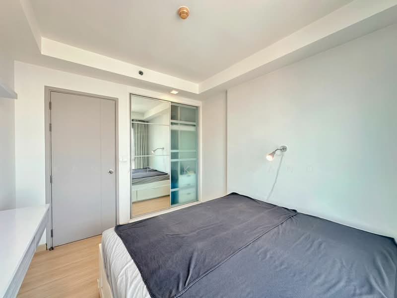 Thru Thonglor, Bangkok, Petchaburi Road, Bang Kapi, Huai Khwang, Bangkok, 1 Bedroom, 33 sqm, Condo For Sale, by Kanyapuk Tinanop, 500433571 - DDproperty.com