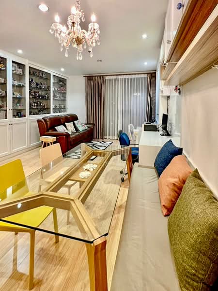 Rhythm Sukhumvit 42 : ริทึ่ม สุขุมวิท 42, กรุงเทพ, ซอยสุขุมวิท 42, พระโขนง, คลองเตย, กรุงเทพ, 78 ตร.ม., คอนโด ขาย, โดย Pemika Aukkaraleekul, 500433645 - DDproperty.com