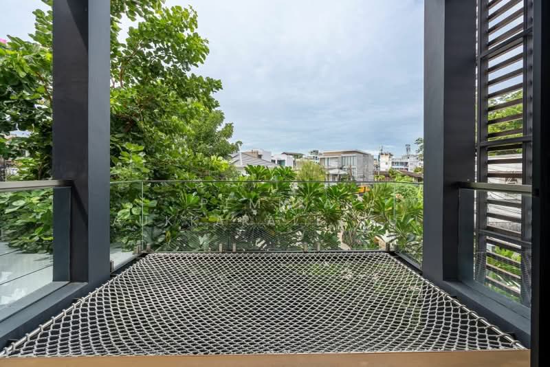 4-BR House, Bangkok, Khlong Tan Nua, Watthana, Bangkok, 4 Bedrooms, 736 sqm, Single Detached House For Sale, by Pemika Aukkaraleekul, 500433655 - DDproperty.com