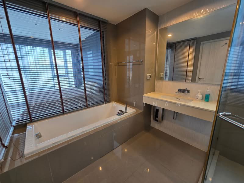 Rhythm Sukhumvit 42, Bangkok, Soi Sukhumvit 42, Sukhumvit Road, Phra Kanong, Khlong Toei, Bangkok, 2 Bedrooms, 78 sqm, Condo For Sale, by Kanyapuk Tinanop, 500433669 - DDproperty.com