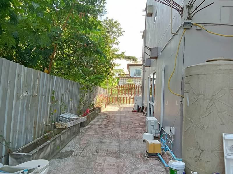 undefined, Bangkok, Phlapphla, Wang Thonglang, Bangkok, 6 Bedrooms, 365 sqm, Single Detached House For Sale, by Pemika Aukkaraleekul, 500433702 - DDproperty.com