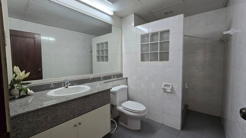 Liang Garden, Bangkok, 218 Soi Sri Nakhon Khwaeng, Chong Nonsi, Yan Nawa, Bangkok, 4 Bedrooms, 272 sqm, Condo For Sale, by Pemika Aukkaraleekul, 500433727 - DDproperty.com
