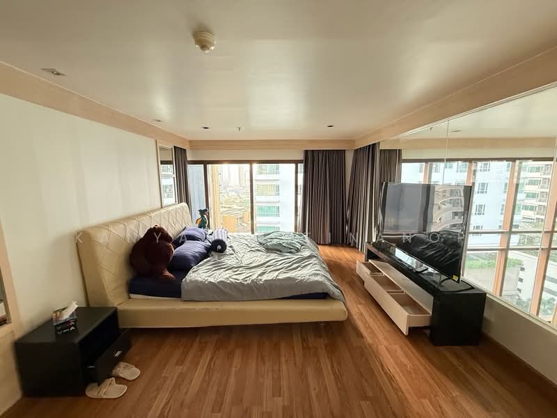 The Emporio Place, Bangkok, 93 Soi Sukhumvit 24, Sukhumvit Road, Khong Tan, Khlong Toei, Bangkok, 2 Bedrooms, 145 sqm, Condo For Rent, by Kanyapuk Tinanop, 500433748 - DDproperty.com