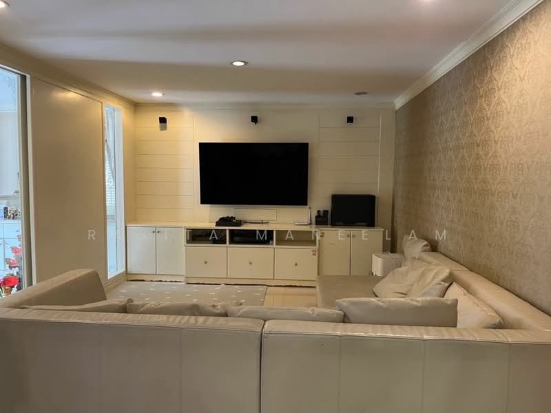 4-BR House, Bangkok, Bang Chak, Phra Khanong, Bangkok, 4 Bedrooms, 500 sqm, Single Detached House For Sale, by Rasita Maneelam, 500433764 - DDproperty.com