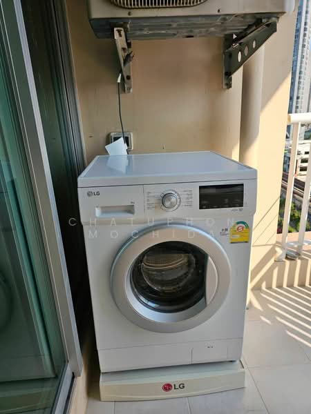 Life @ Sukhumvit 65, Bangkok, Sukhumvit Road, Phra Kanong Nua, Watthana, Bangkok, 2 Bedrooms, 63 sqm, Condo For Rent, by Chatuphon Mochida, 500433801 - DDproperty.com
