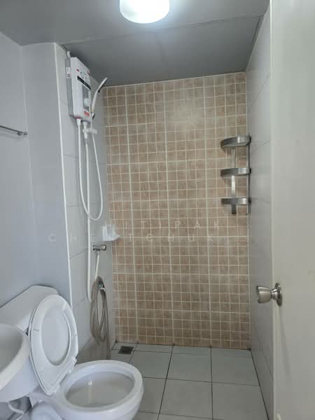 Lumpini Condo Town Romklao-Suvarnabhumi : ลุมพินี คอนโดทาวน์ ร่มเกล้า - สุวรรณภูมิ, กรุงเทพ, ถนนร่มเกล้า 1, คลองสามประเวศ, ลาดกระบัง, กรุงเทพ, 22 ตร.ม., คอนโด ขาย, โดย Thitipak Chertchukiatkong, 500433846 - DDproperty.com